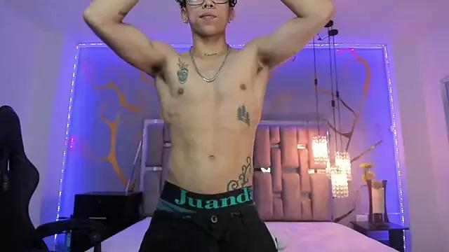 AkazaBoy_ on StripChat 
