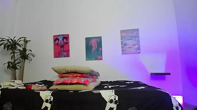 alana_111 from StripChat is Freechat