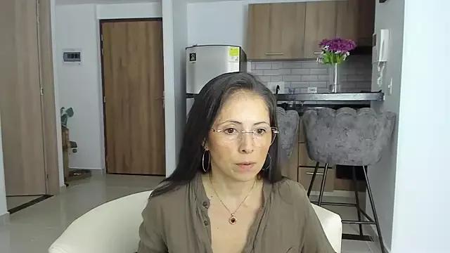 alana_gasparini from StripChat is Freechat