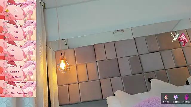 Girls: discover live performances with matured cam models, from teasing to fixations, in a variety of stunning live sex cams.