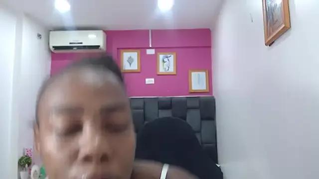 alana_naughtyy from StripChat is Freechat