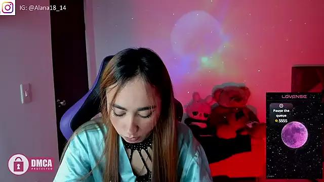 Alana_Pherson from StripChat is Freechat