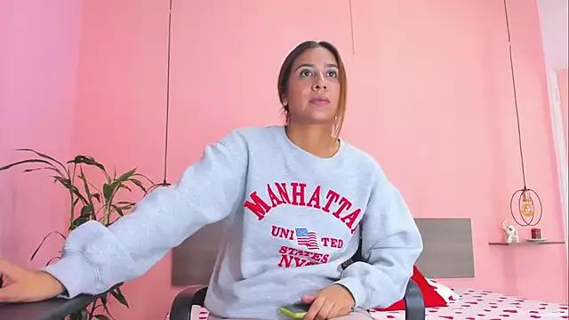 Alana_Suares1 from StripChat