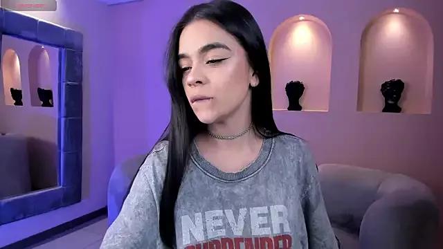 Girls: discover live performances with matured cam models, from teasing to fixations, in a variety of stunning live sex cams.