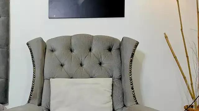 Alanna_Jones from StripChat
