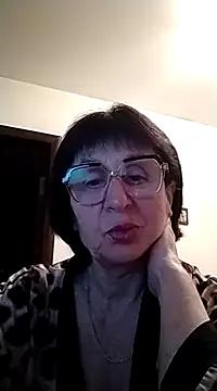 AlbinaXPretty from StripChat is Freechat