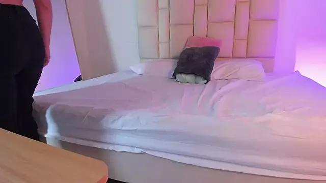 Alexa__Blue from StripChat is Freechat