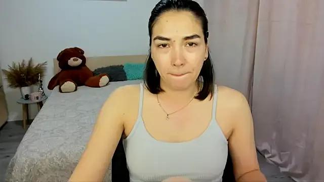 Girls: discover live performances with matured cam models, from teasing to fixations, in a variety of stunning live sex cams.