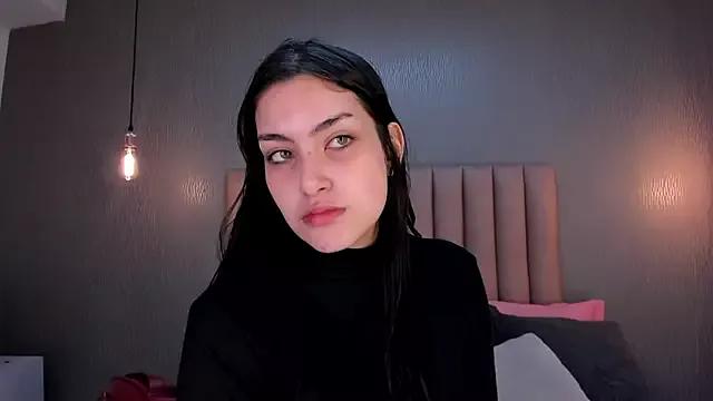 Girls: discover live performances with matured cam models, from teasing to fixations, in a variety of stunning live sex cams.
