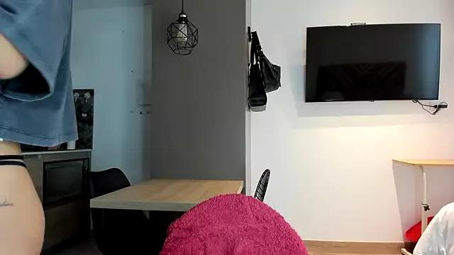 alexademie1 from StripChat is Freechat