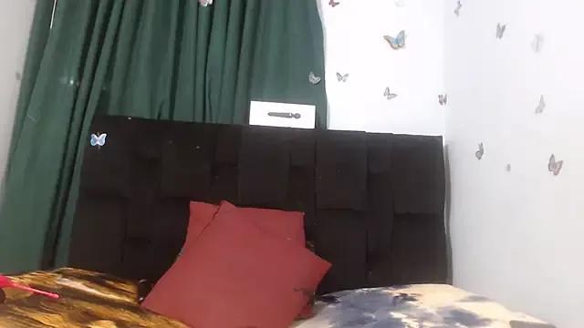AlexaNovoa_ from StripChat is Freechat