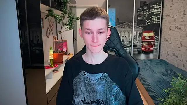 AlexFH from StripChat is Freechat