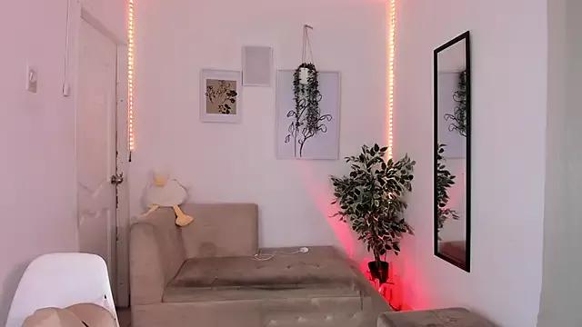 Girls: discover live performances with matured cam models, from teasing to fixations, in a variety of stunning live sex cams.