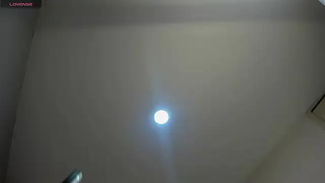 Alice_26_ from StripChat is Freechat