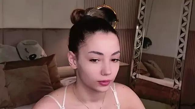 Girls: discover live performances with matured cam models, from teasing to fixations, in a variety of stunning live sex cams.