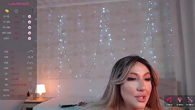 Girls: discover live performances with matured cam models, from teasing to fixations, in a variety of stunning live sex cams.