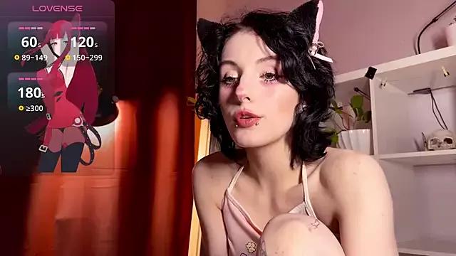 Alice_Succuby from StripChat is Freechat