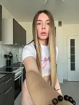Girls: discover live performances with matured cam models, from teasing to fixations, in a variety of stunning live sex cams.