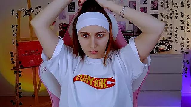 Girls: discover live performances with matured cam models, from teasing to fixations, in a variety of stunning live sex cams.