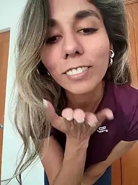 Alicee10 from StripChat is Freechat