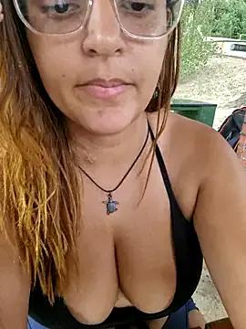 AliceRuivinha2 from StripChat is Freechat