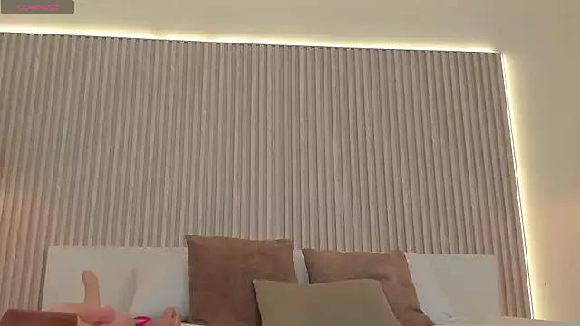AliceWanng from StripChat is Freechat