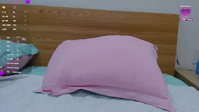 Girls: discover live performances with matured cam models, from teasing to fixations, in a variety of stunning live sex cams.