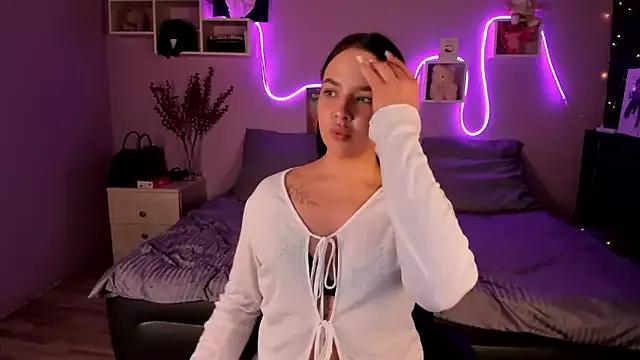 AlisaSteel from StripChat is Freechat