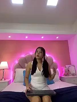 Girls: discover live performances with matured cam models, from teasing to fixations, in a variety of stunning live sex cams.