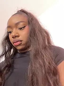 alissradiante1 from StripChat is Freechat
