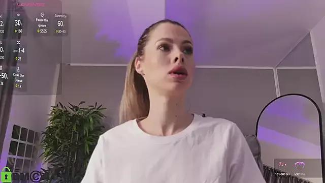 Girls: discover live performances with matured cam models, from teasing to fixations, in a variety of stunning live sex cams.