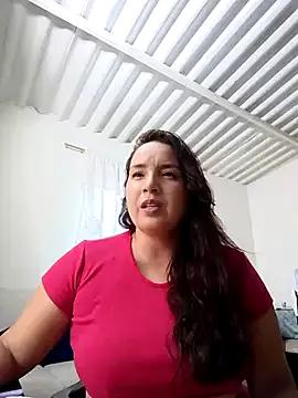 Girls: discover live performances with matured cam models, from teasing to fixations, in a variety of stunning live sex cams.