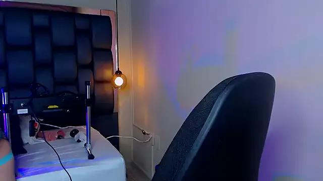 Allison_holmes from StripChat
