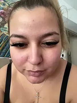 Girls: discover live performances with matured cam models, from teasing to fixations, in a variety of stunning live sex cams.