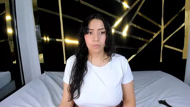 AlondraMendez from StripChat is Freechat