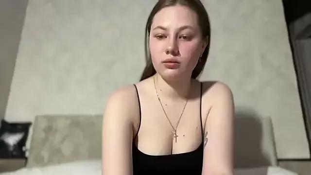 AmaliaLily from StripChat
