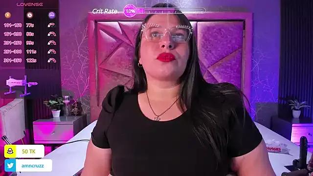 Girls: discover live performances with matured cam models, from teasing to fixations, in a variety of stunning live sex cams.