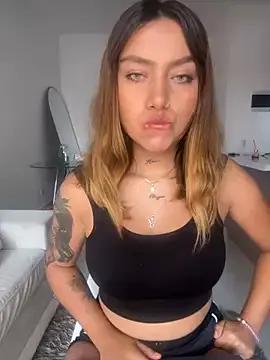 amanda-medrano1 from StripChat