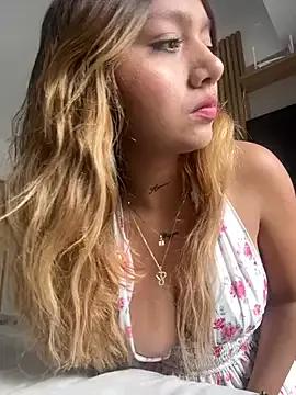 amanda-medrano1 from StripChat