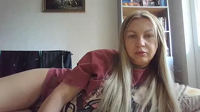 AmandaaLaSexy from StripChat is Freechat