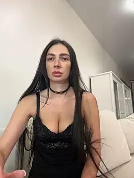 Girls: discover live performances with matured cam models, from teasing to fixations, in a variety of stunning live sex cams.