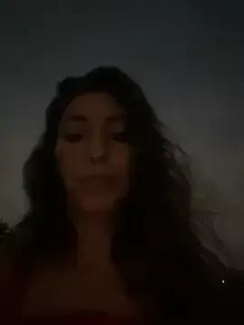 Girls: discover live performances with matured cam models, from teasing to fixations, in a variety of stunning live sex cams.