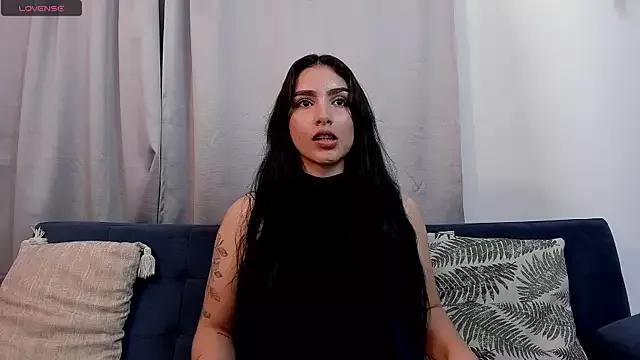 Girls: discover live performances with matured cam models, from teasing to fixations, in a variety of stunning live sex cams.