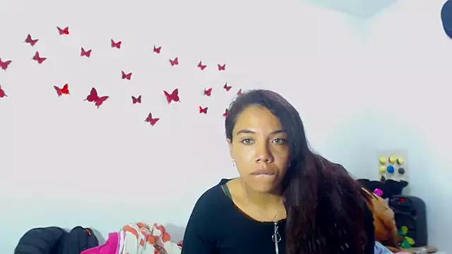 AmaraRoberts420 from StripChat