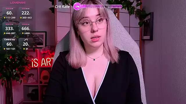 amazingirlz from StripChat