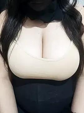 Amber-Sexy from StripChat is Freechat