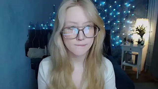 amber_flynn from StripChat is Freechat