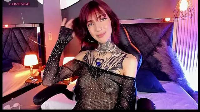 Ameliewitte_mjs from StripChat is Freechat