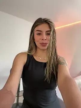 Girls: discover live performances with matured cam models, from teasing to fixations, in a variety of stunning live sex cams.