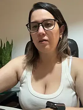 amooraaamoon on StripChat